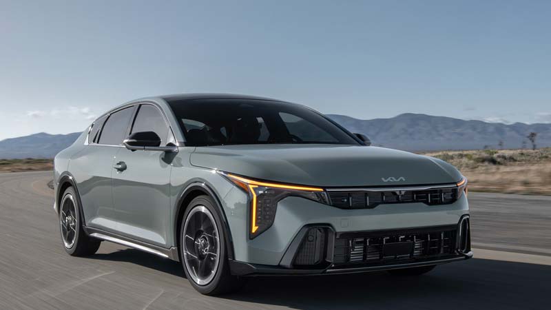 El-nuevo-rumbo-de-KIA-en-Mexico-manufactura-total-del-modelo-compacto-K4